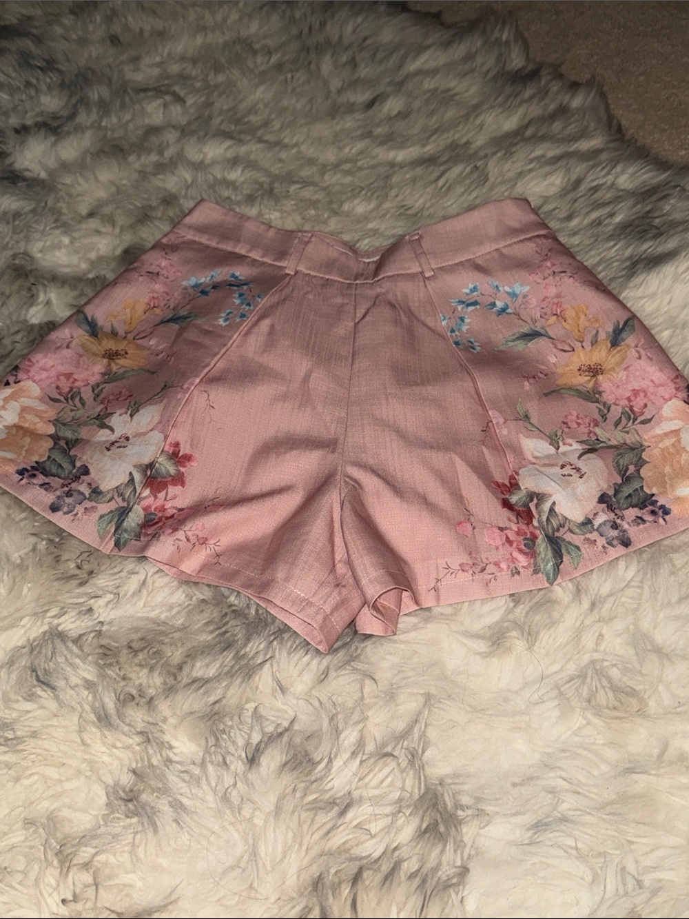 Commense Pink High-Waist Floral Appliqué Shorts